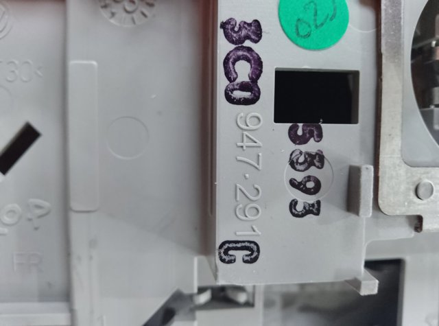 Плафон освітлення салона/кабіни, задній — фото 2