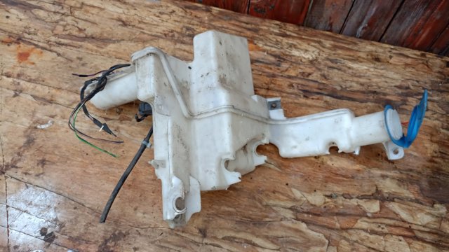 Бачок омивача скла — фото 8