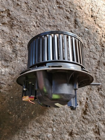 Моторчик пічки — фото 3