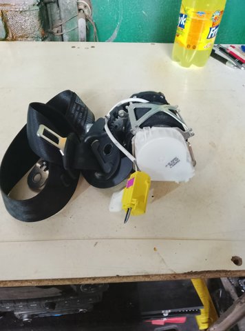 Ремінь безпеки передній правий — фото 5