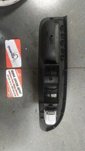 Ручка підлокітника передніх дверей внутрішня, ліва — фото 2