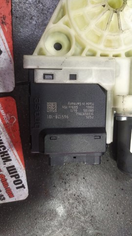 Механізм склопідіймача двері задньої, правої — фото 4