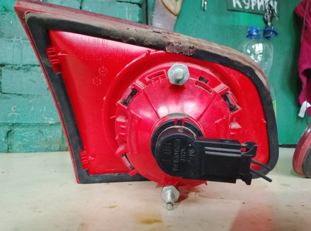 Ліхтар задній лівий, внутрішній — фото 4