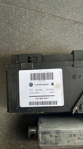 Моторчик стеклоподъемника — фото 2