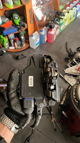 Замок двери передней левой — фото 2