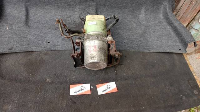 Кронштейн насоса — фото 17