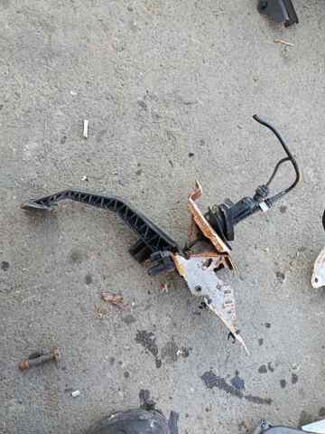 Педаль сцепления — фото 8