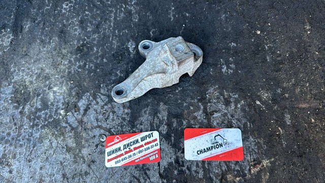 Кронштейн двигателя — фото 4