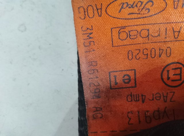 Ремень безопасности — фото 3