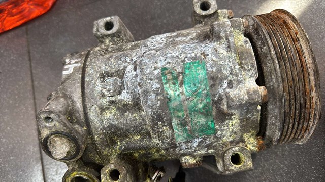 Компрессор кондиционера — фото 4