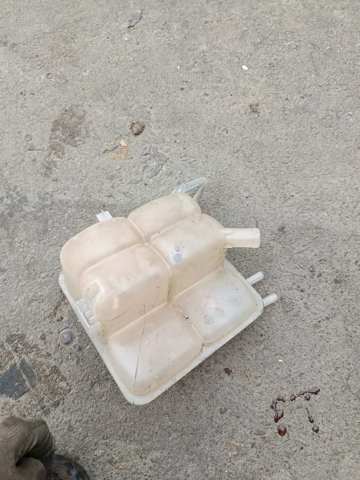 Бачок системи охолодження, розширювальний — фото 9