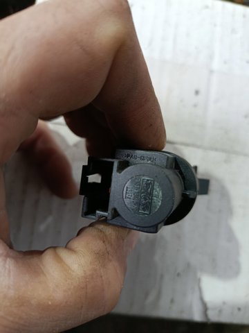 Датчик включення стопсигналу — фото 4