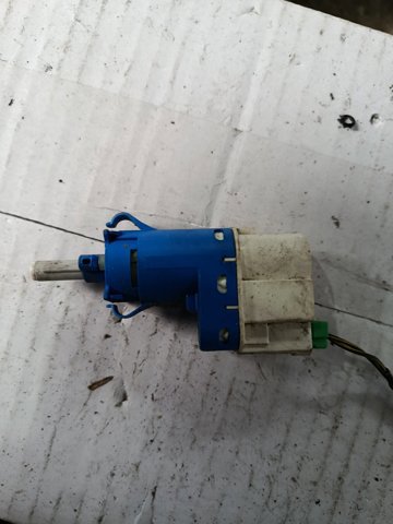 Датчик включення стопсигналу — фото 4