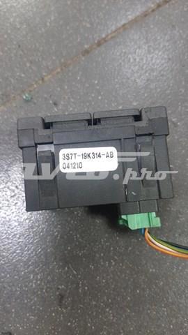 кнопка обогрева сидений — фото 2