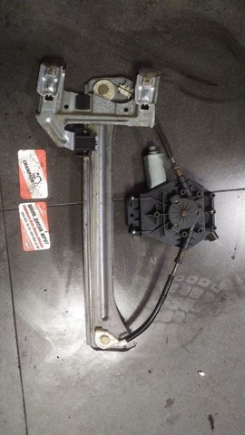 Моторчик стеклоподъемника задний правый — фото 3