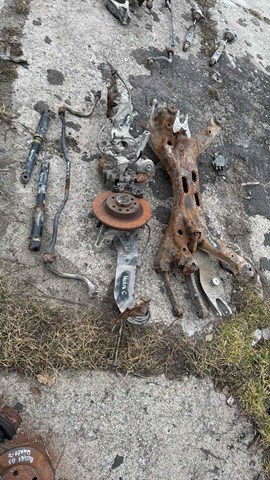 Балка задней подвески (подрамник) — фото 3