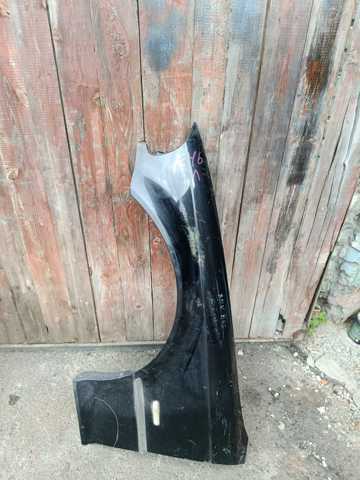 Крило переднє ліве