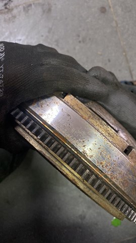 Маховик двигателя — фото 3