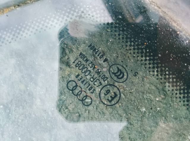 Скло заднє праве — фото 3