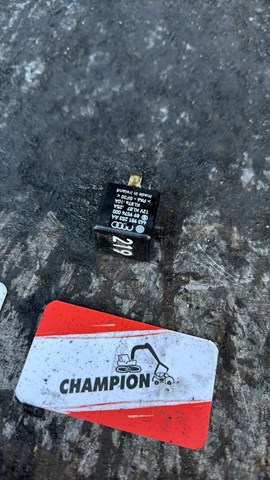 Реле электробензонасоса — фото 3