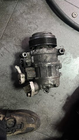 Компрессор кондиционера — фото 2