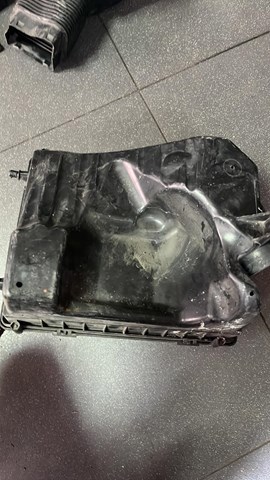 Корпус повітряного фільтра Opel — фото 3