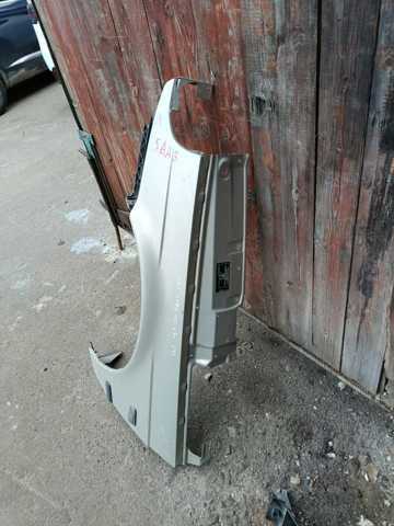 Крило переднє ліве