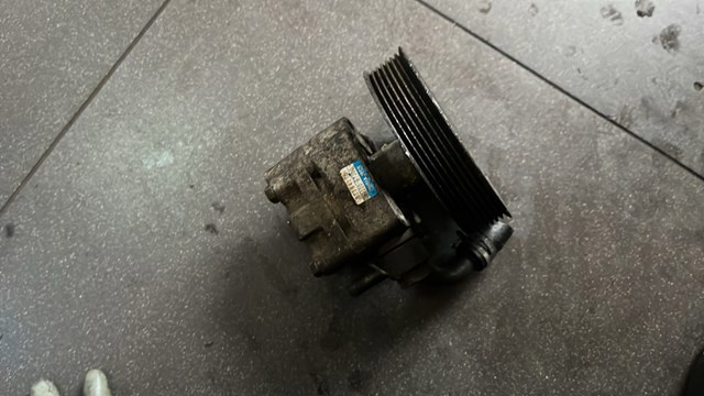 Насос гидроусилителя руля (ГУР)