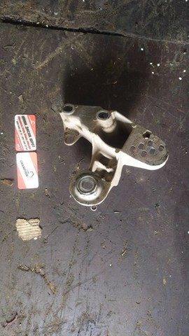 Кронштейн подушки (опоры) двигателя левой — фото 7