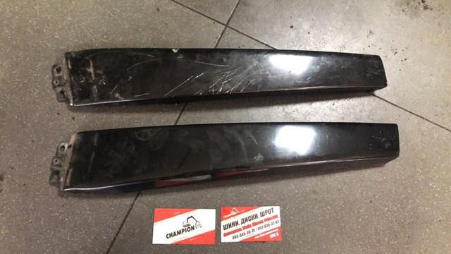 накладка центральной стойки наружная