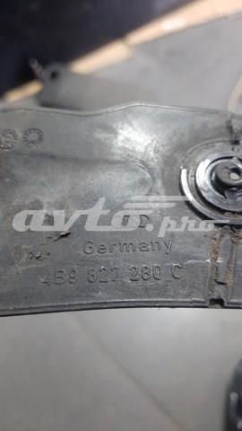 Накладка петли багажника — фото 3