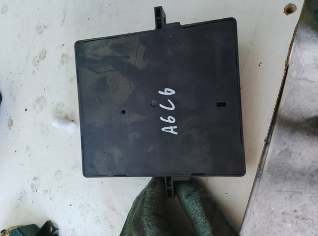 Модуль управления (ЭБУ) светом фар — фото 12