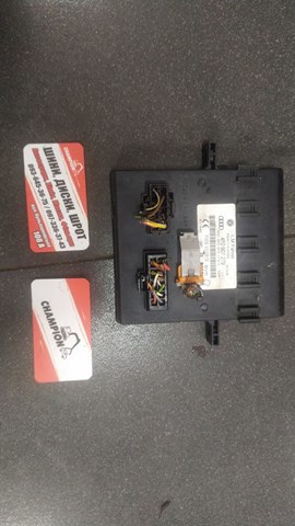 Модуль управления (ЭБУ) светом фар