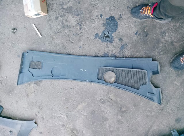 Решітка водостоку лобового скла ліва/права — фото 3