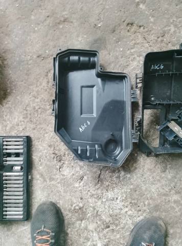 Корпус блока запобіжників — фото 8