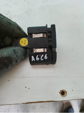 Кнопка відкривання — фото 3