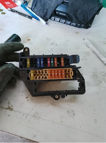 Блок запобіжників — фото 3