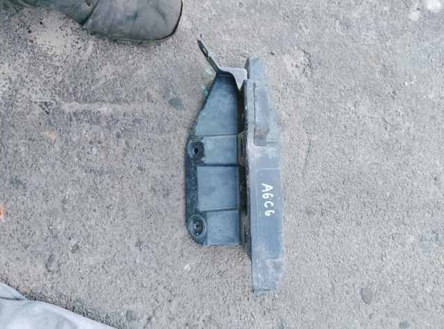 Кронштейн бампера — фото 2