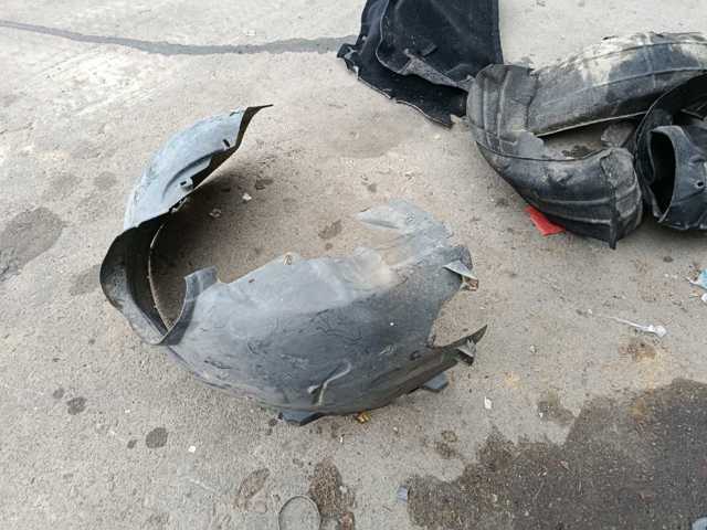 Підкрилок переднього крила, правий — фото 4