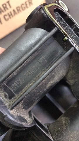 коллектор впускной пластик ford — фото 3