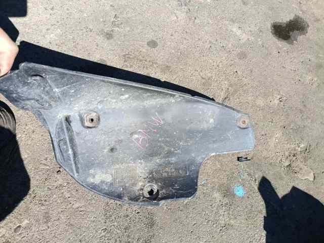 Підкрильник задній — фото 6