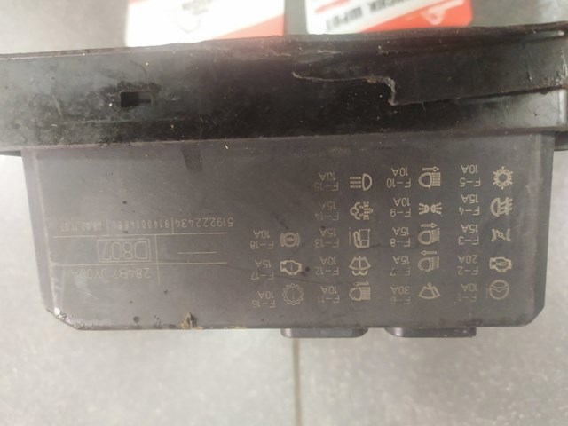 Блок запобіжників — фото 4