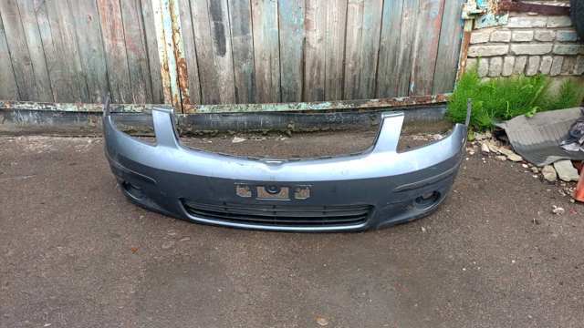 Бампер передній