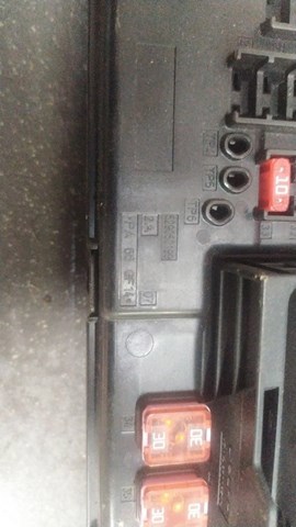 Блок запобіжників — фото 9