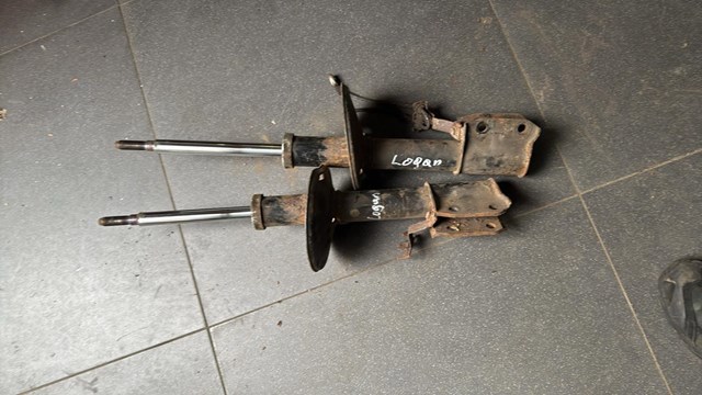 Амортизатор передний