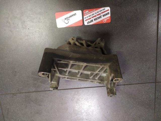 Кронштейн — фото 3