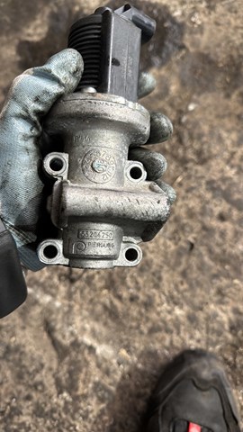 Клапан EGR рециркуляции газов — фото 3