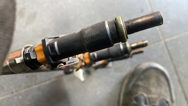 Форсунка впрыска топлива — фото 2