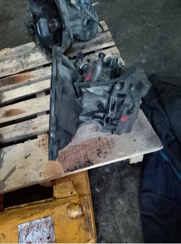 КПП в сборе (механическая коробка передач)