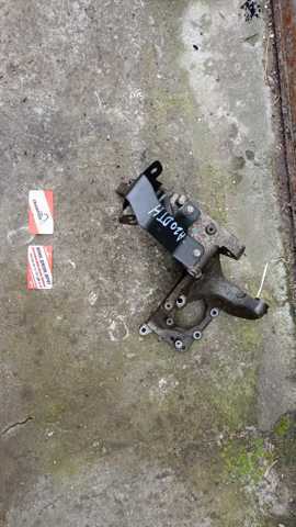 Кронштейн генератора opel insignia — фото 4